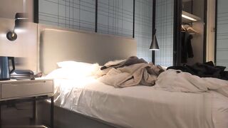 【麻花免费视频】大圈00后学生妹外围2000一炮身材完美姿势