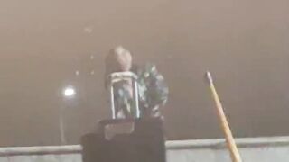 【麻花免费视频】抖音热点 山东潍坊科技学院军训跳舞露奶全集