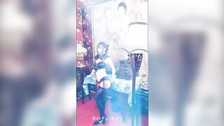 【麻花免费视频】爆机少女喵小吉古典情趣《镜花水月》稚嫩小穴