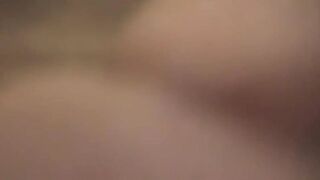 【麻花免费视频】网红脸外围白嫩圆润美臀欲拒还迎对白精彩有趣