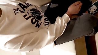 【麻花免费视频】【绿帽淫妻实录】全网最骚姐姐勾引实习亲弟弟，小几把直接报废！