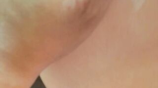 【麻花免费视频】【东北父女乱伦】东北话对白把高一无毛女儿当性奴