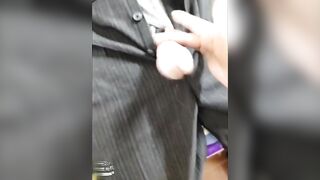 【麻花免费视频】【勾引大爷野战】全程对白真实刺激，谁说大爷不举的，舔逼老当益壮，鸡巴当当硬