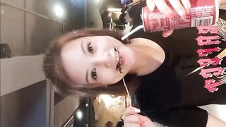 【麻花免费视频】极品单身高管御姐潜规则公司男下属视频流出，不知道还缺男员工吗？