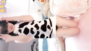 【麻花免费视频】紧逼少女勾引渣男，结果被秒射