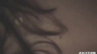 【麻花免费视频】天津大学反差婊母狗“夏仲云”被渣男调教视频泄密流出，这种女人以后会是谁一百万彩礼娶到家的呢？