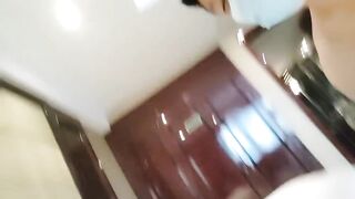 【麻花免费视频】黑丝露脸小少妇让大哥在酒店揉奶玩逼，乖巧听话让哥哥给修剪逼毛后压在身下爆操抽插