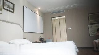 【麻花免费视频】【刺激双飞】酒店爆操俩闺蜜，各种姿势疯狂抽插