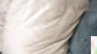 【麻花免费视频】【姐弟乱伦】中途趁妈妈给姐姐打电话时候无套内射