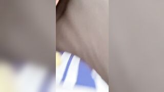 【麻花免费视频】【叔嫂乱伦】帮大嫂通下水道，偷看到嫂子换衣服，忍不住直接强行狂操嫂子