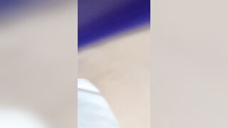 【麻花免费视频】【叔嫂乱伦】帮大嫂通下水道，偷看到嫂子换衣服，忍不住直接强行狂操嫂子