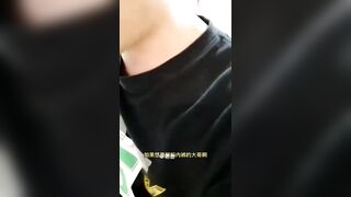 【麻花免费视频】趁老爸不在家性侵在睡觉的妈妈，强插了妈妈的老逼，母子对白极其淫荡