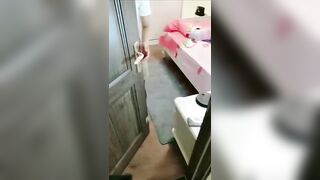 【麻花免费视频】【叔嫂乱伦】趁着哥哥上夜班，强搞独自在家的嫂子