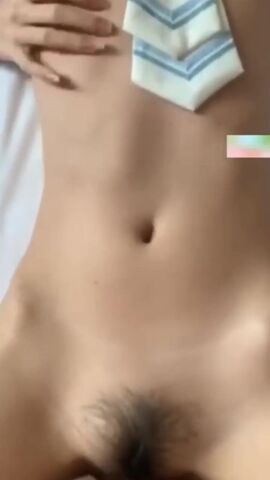 【麻花免费视频】名校女儿被继父糟蹋，龌龊的继父特殊癖好爱上了女儿