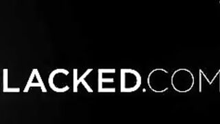 欧美高清A片背着老公和黑人情人做爱就喜欢他有黑有长的大吊