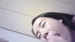 弯屌哥系列家中网约个98年甜美女仆装大长腿外围美女上门打炮肏的欲仙欲死尖叫都要哭了射完还给擦汗国语