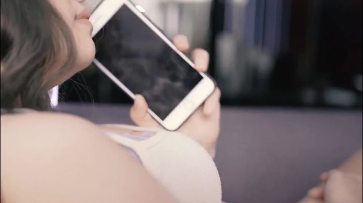 91原创国产AV剧情寂寞女友性欲太强帮男友网购内裤也能让小穴湿透1080P高清版