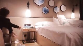 最新01.05小可爱直播横扫全国的徒弟约美胸年轻女孩，口爆技术太好没忍不住射了满嘴