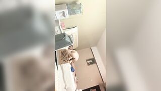 老哥大保健找了个扎着辫子大奶妹子TP啪啪 按摩乳推扣大力猛操非常诱人