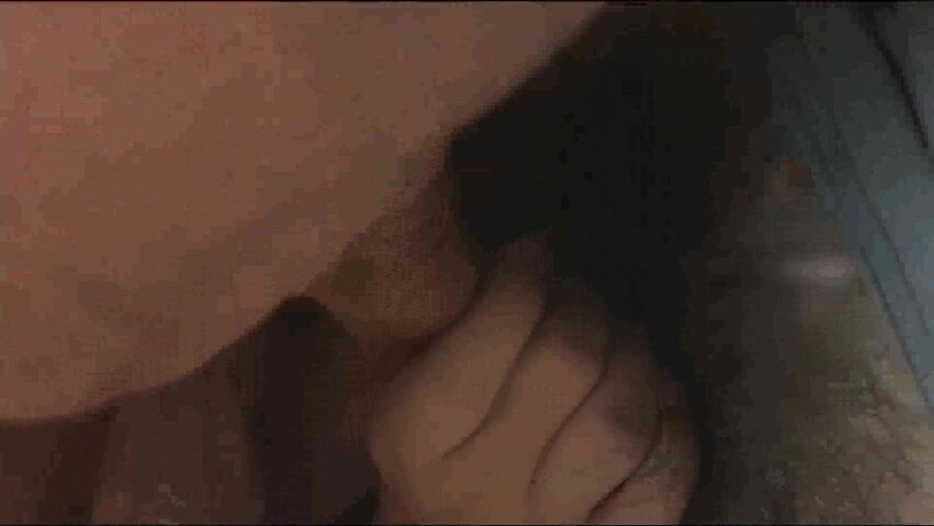 胸大下面又干净的漂亮美女约帅小伙家中啪啪,开始操的欲死欲仙拍摄没说话 享受完了却说 不要再拍了 快关了