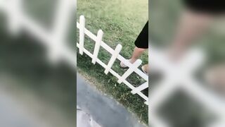 样子有点混血的《性感诱惑女王》下午路边绿化带搭讪个帅哥到酒店开房啪啪啪口爆吞精