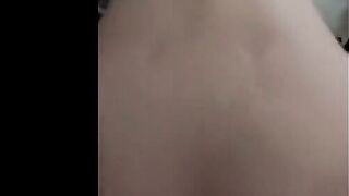 月 經 走 後 來 大 幹 一 波 淫 叫 到 快 爽 翻.