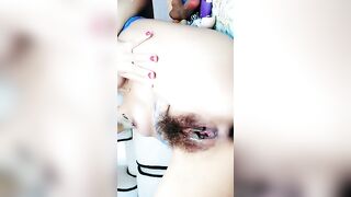 非常骚骚b特写喝尿道具爆菊滴蜡