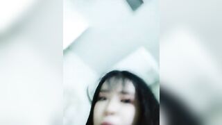 直播演绎AV剧情玩屌识人 口交抽插识别认错了被带到房间轮流啪啪 很是诱惑喜欢不要错过上部