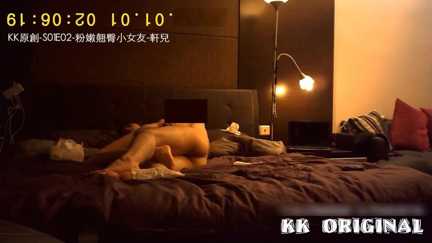 大款富二代星級酒店重金高端約啪音樂學院外表清純高顏值氣質兼職大學生妹子 身材纖細各種體位連續幹了2炮直接累趴下了 國語1080P高清