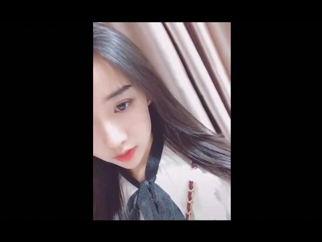 最新抖音网红美女『玩具少女小草莓』大尺度性爱私拍流出 后入猛操 粉臀美乳 极致粉穴 完美尤物 高清720P版