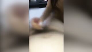 操不够的骚浪空姐女友 剪开白色死库水无套暴力抽插 白浆肆意