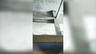 【麻花免费视频】小学老师在教室上课时发骚用小怪兽自慰还把丝袜和短裤脱了我咋没碰到这样的老师