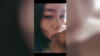 骚气大奶妹子双人爆菊啪啪秀 口交吸蛋骑乘插菊花搞完自己在用道具JJ爆菊 很是诱惑喜欢不要错过