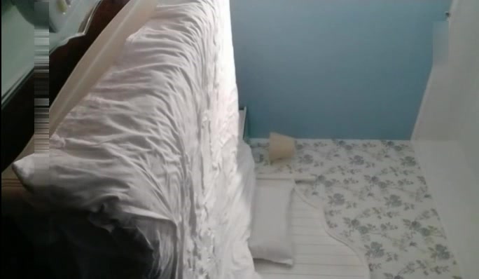 酒店偷拍-在社区诊所上班的高颜值性感美女护士私下兼职援交,高价上门服务肏逼时被男的趁机偷拍全过程.国语!