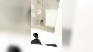 两个稚嫩技校小干妹妹（为了在学校不受欺负认大哥)和社会青年开房淫乱