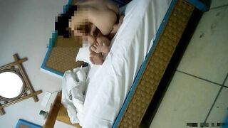 公事出差入驻特色主题宾馆网上叫了一位上面服务的小姐质量不错皮肤白嫩嗲叫声听的J8都硬了阴毛不多BB夹成一条缝