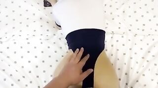 扩音接老公电话，边和老公对话边被操