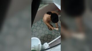 气窗TP美眉洗香香